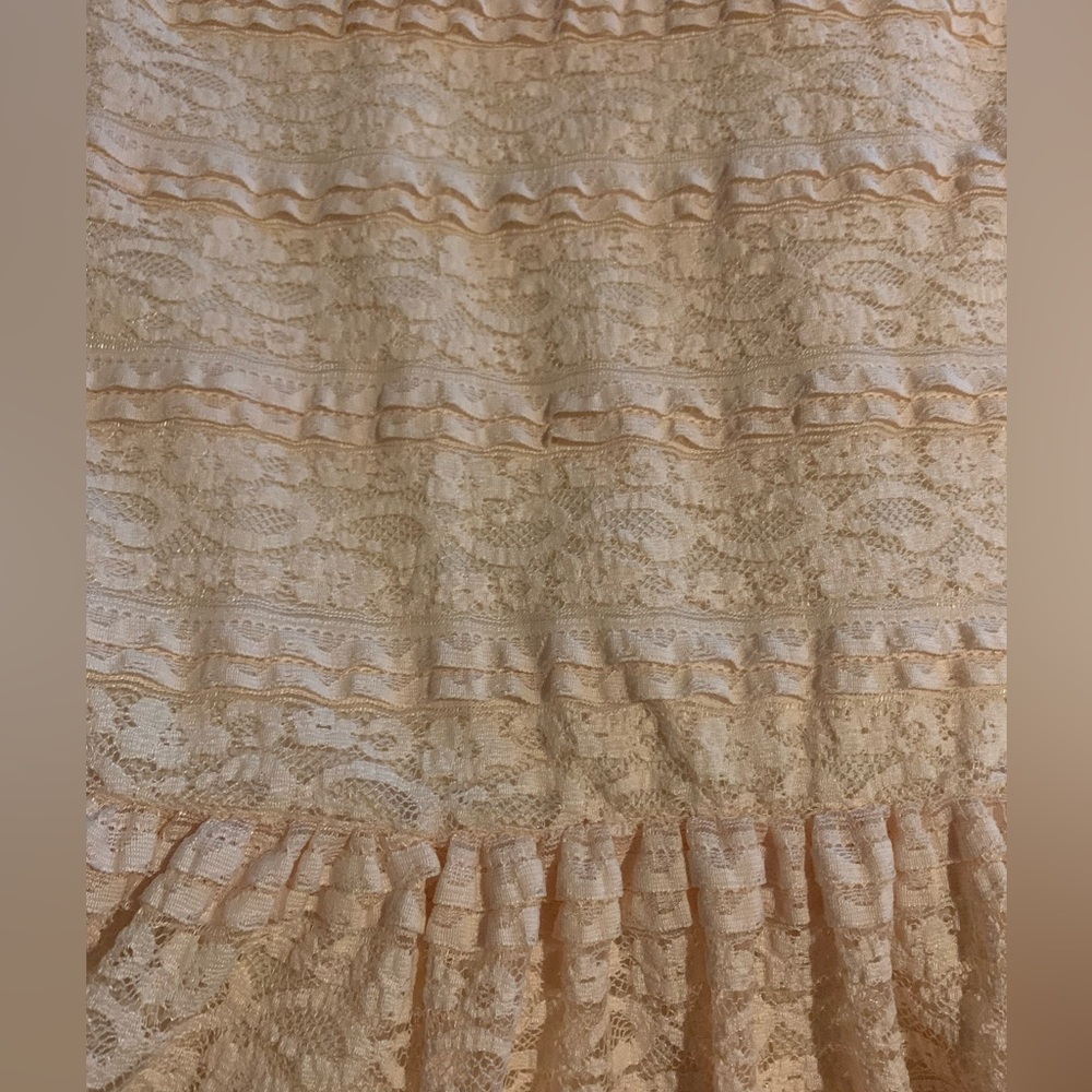 NWT kids Gap XXL 14-16 Blush pink lace dressy dress, with tiered ruffles lined - Picture 4 of 8